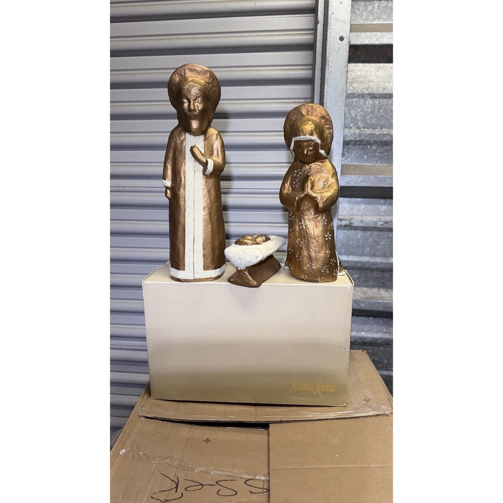 Neiman Marcus Vintage Handcrafted Nativity Set Joseph‎ Mary Baby Jesus w/ Box